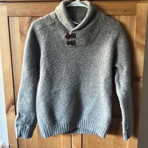 Fjall Raven collared sweater